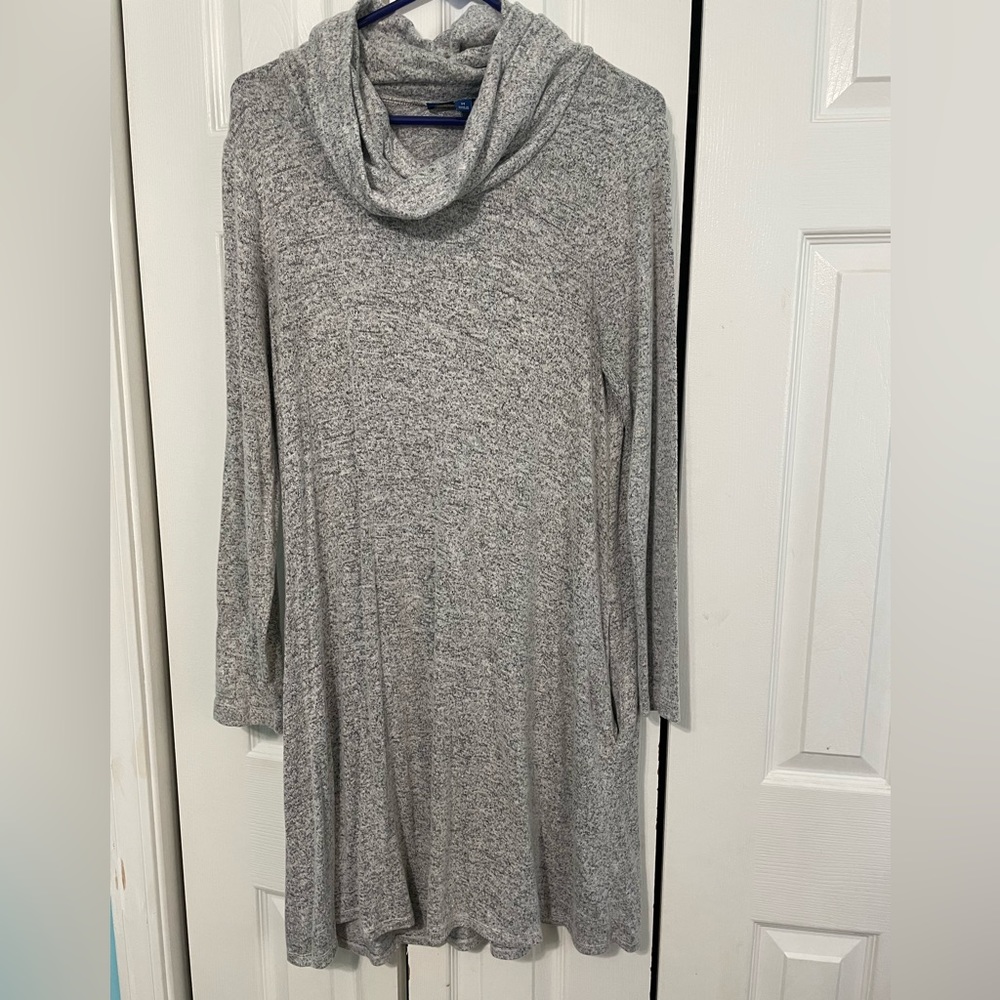 NEW CREWNECK DRESS LONG SLEEVE WITH POCKETS KNEE LENGTH